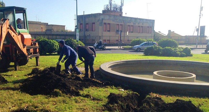Catania, iniziata manutenzione per fontana di Piazza Europa