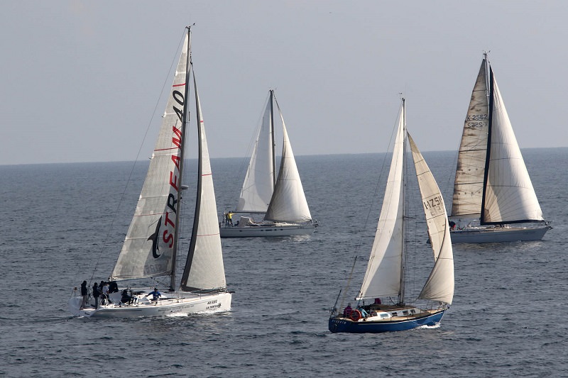Catania, equipaggio della Nopaquie vince la regata di Santa Barbara