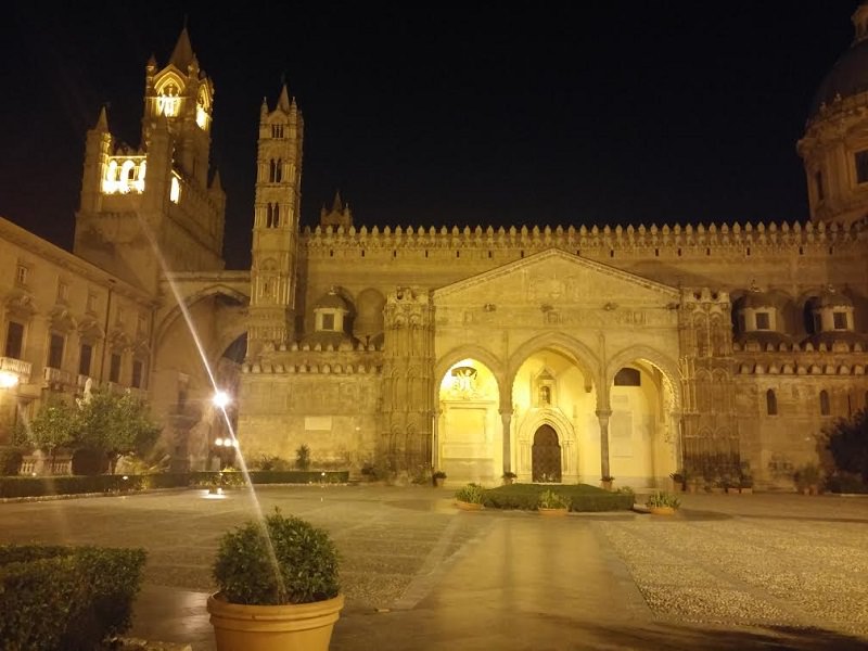 Palermo, tornano le luci nella Cattedrale e in diverse zone cittadine