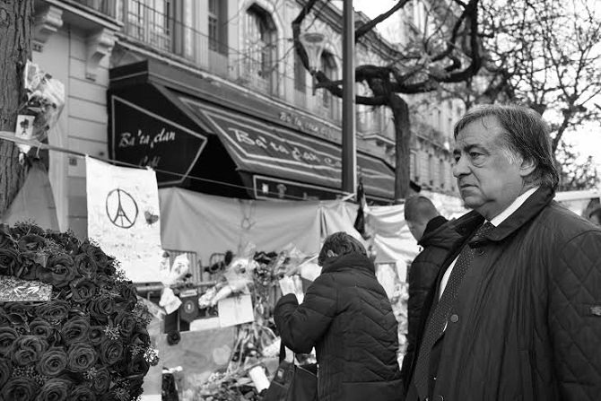 Palermo, sindaco Orlando a Parigi rende omaggio alle vittime delle stragi
