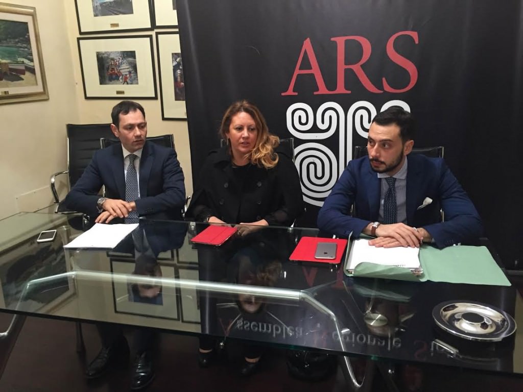 Piano Giovani, l’accusa di #diventeràbellissima: “Il governo ha abbandonato i ragazzi lasciandoli senza futuro”