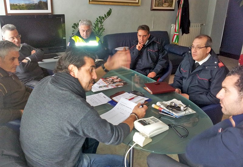 Tremestieri Etneo, riunione operativa con la Protezione civile
