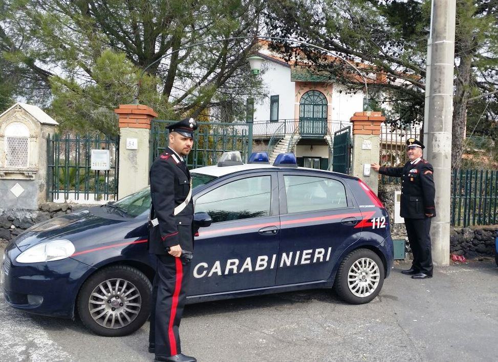 Fuori regola e senza sicurezza: sequestrata casa per anziani a Pedara