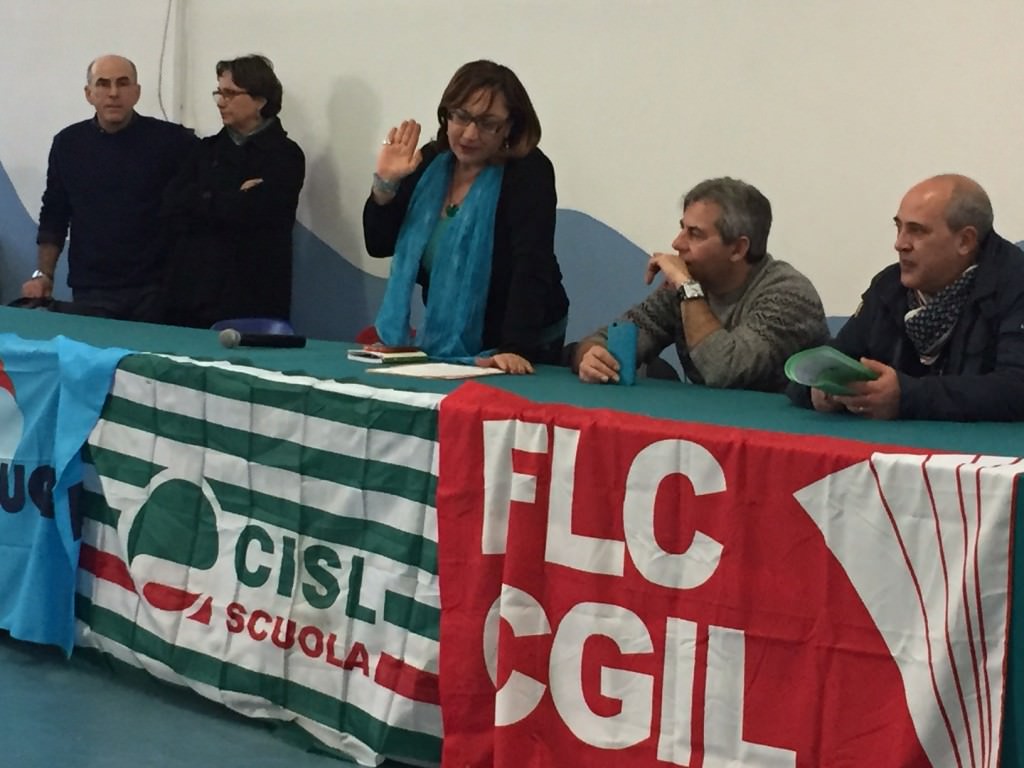 “Anni di lavoro, andrò in pensione da precario”: il personale ATA contro “la buona scuola”