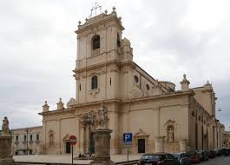 Pirata della strada semina il panico ad Avola: anziano in gravissime condizioni Pirata della strada semina il panico ad Avola: anziano in gravissime condizioni