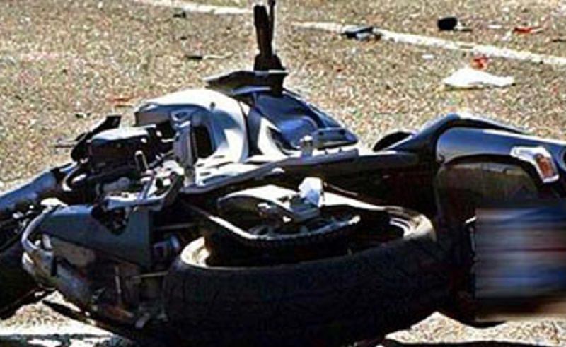 Strade assassine in Sicilia, motociclista 35enne perde il controllo del mezzo e finisce contro muro: morto sul colpo