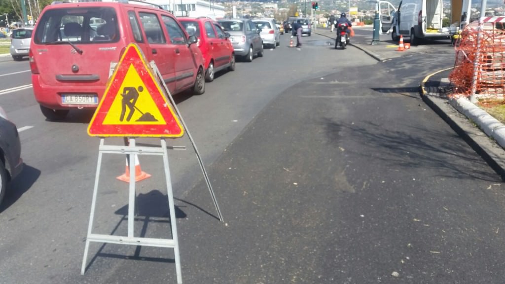 Pista ciclabile, uomo cade e si sbuccia il ginocchio. D’Agata: “Non è ancora aperta”