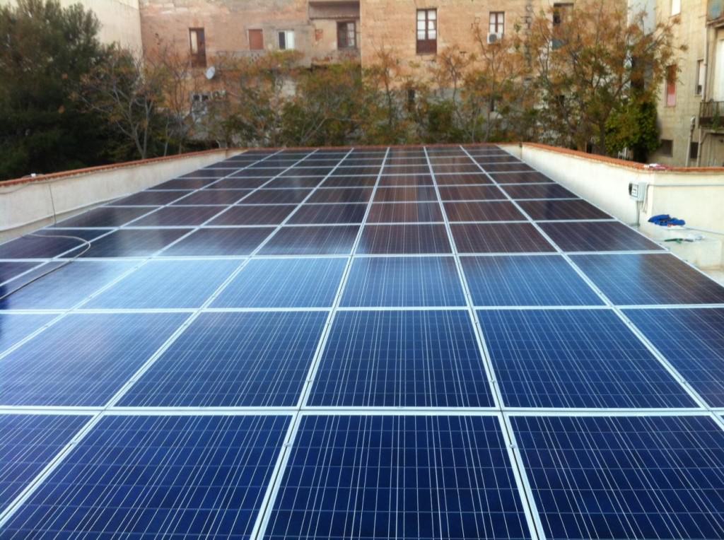Meno impatto visivo e più risparmio: le isole minori pioniere del fotovoltaico
