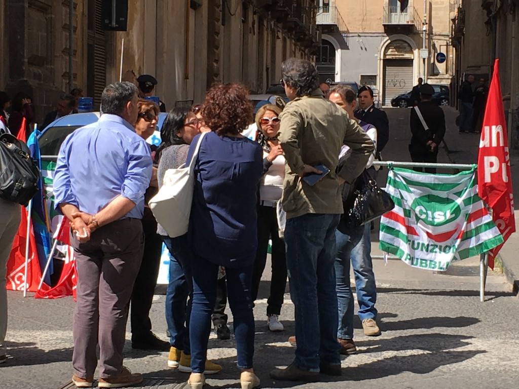 Fondi Ipab, case portate via e lavorare senza essere pagati: la triste realtà dell’Oasi Cristo Re