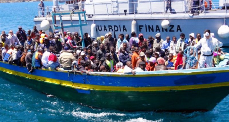 Immigrazione, nuovi sbarchi in Sicilia: arrivati 538 migranti a Catania e Trapani