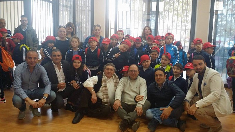 Incontro scuola-municipalità per i piccoli alunni di San Giovanni Galermo Incontro scuola-municipalità per i piccoli alunni di San Giovanni Galermo