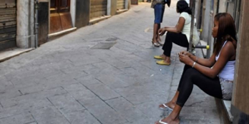 Con l’inganno le portavano in Sicilia, donne nigeriane costrette a prostituirsi. Due arresti