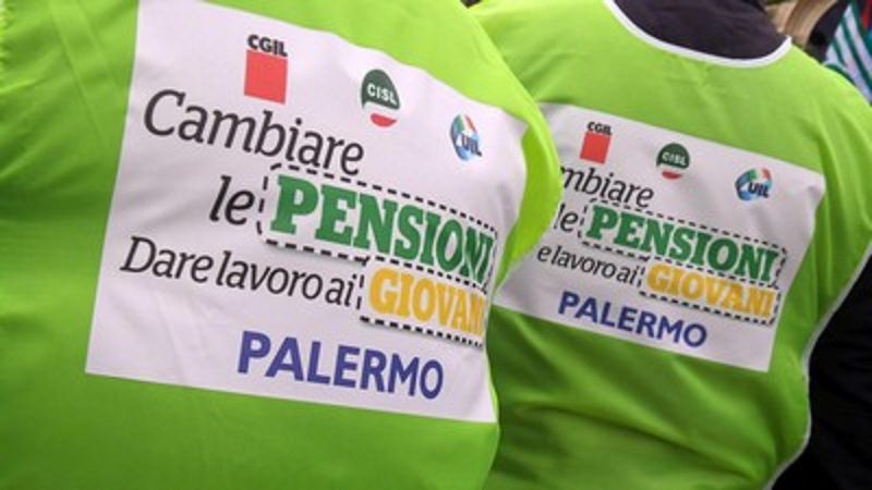 “Cambiate la normativa sulle pensioni. Largo ai giovani”. Sindacati in piazza in tutta Italia