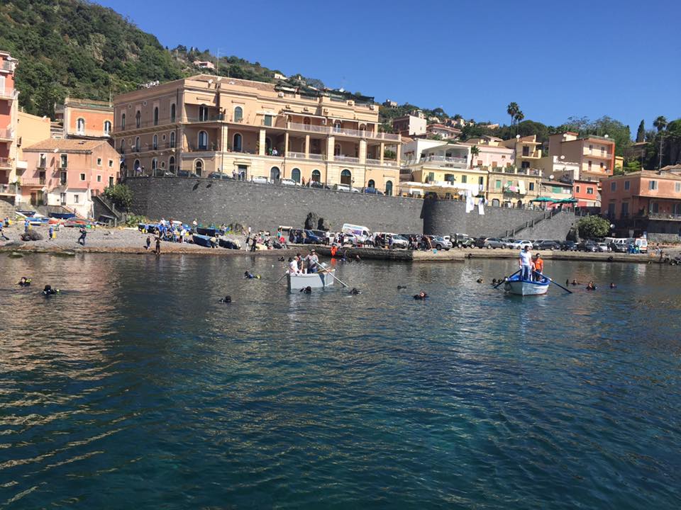 rispetto per l ambiente ad acireale con la festa del mare