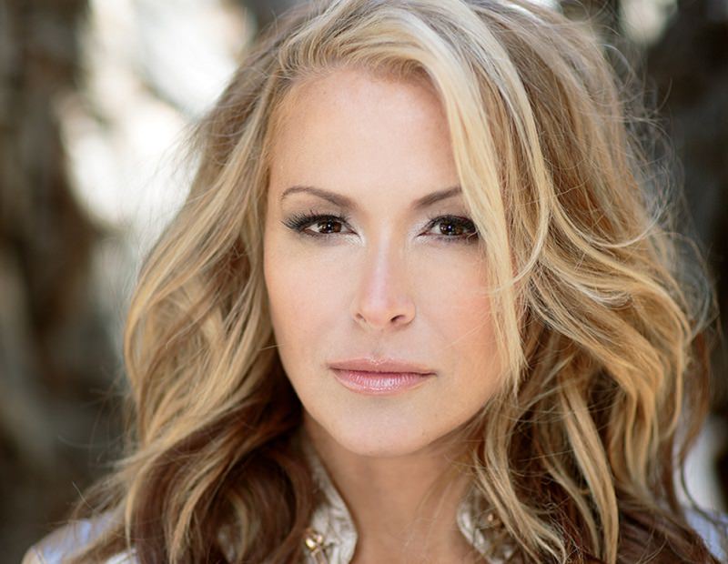 Tour Anastacia, parte “sfida” tra fans per concerti di Taormina e Palermo