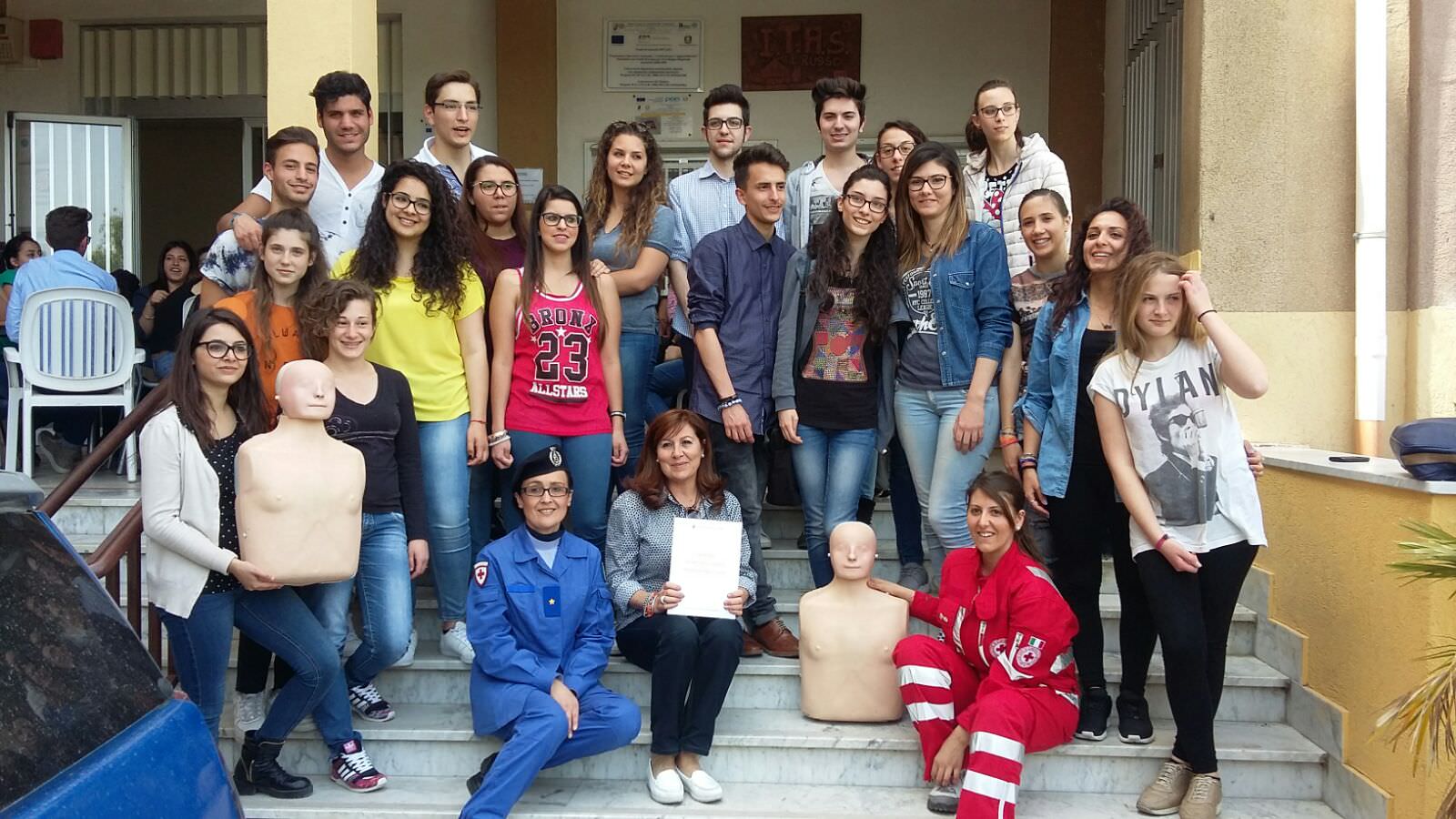 A Caltanissetta a scuola di primo soccorso con la Croce Rossa Italiana