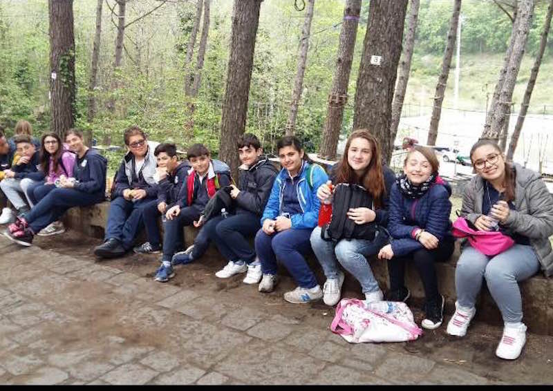 “Storie sotto il vulcano”: giovani alla scoperta di antichi mestieri “Storie sotto il vulcano”: giovani alla scoperta di antichi mestieri