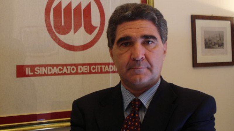 ‪#‎LaSiciliaAffonda‬. Barone (Uil): “La nostra politica pensa solo alle poltrone”