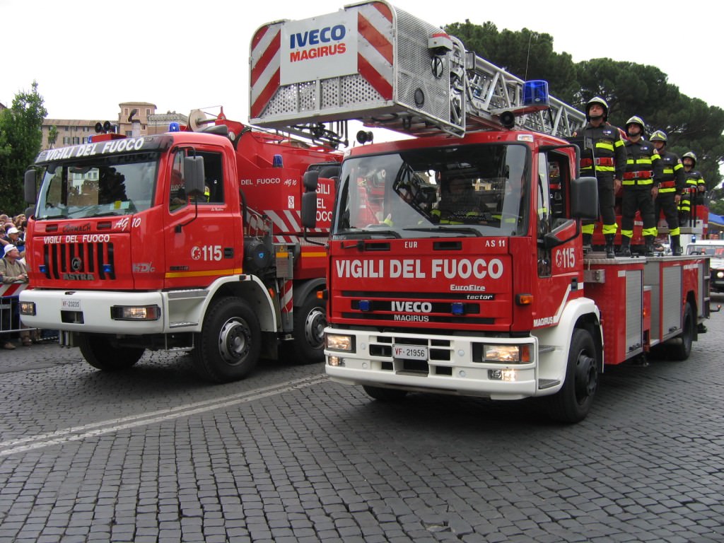 La fossa comune come l’Expo e la Sicilia che brucia. Il verbale della vergogna