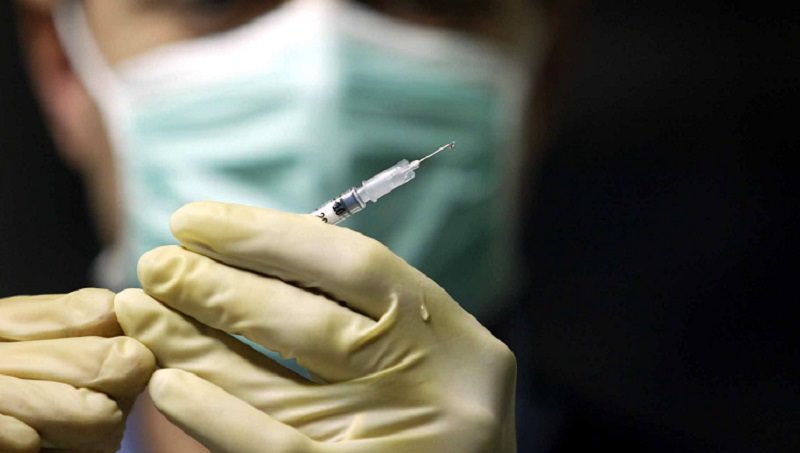 Decreto anti Covid: obbligo vaccinale per medici e personale sanitario e scudo penale parziale