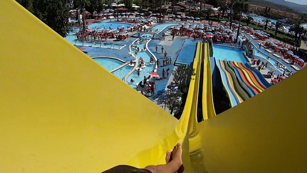 Dramma all’Acquapark, restano gravi le condizioni del 26enne: sarà operato nelle prossime ore