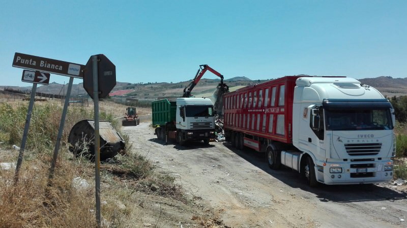 Asse Campania-Sicilia, accertato traffico illecito di oltre quindicimila tonnellate