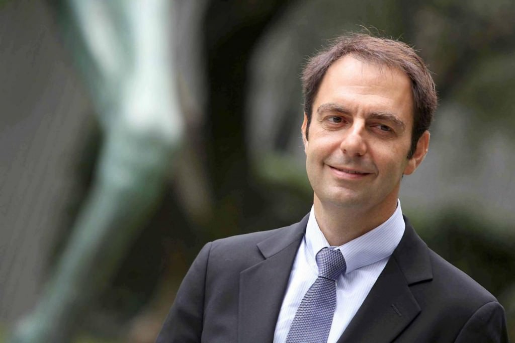 A Taormina l’omaggio di Neri Marcorè a De Andrè