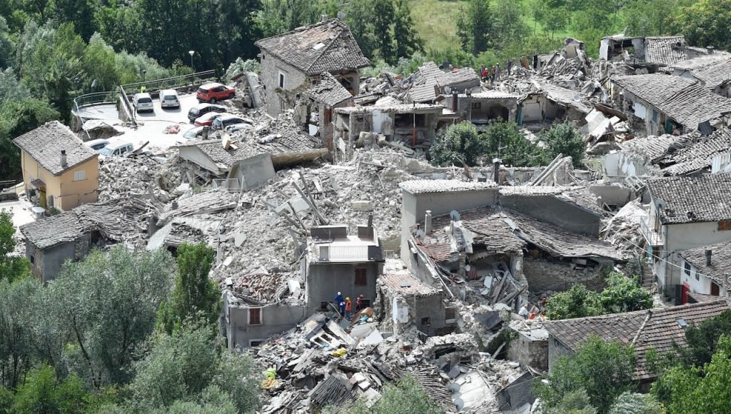 Protezione Civile Siciliana: “Abbiamo inviato unità cinofile”