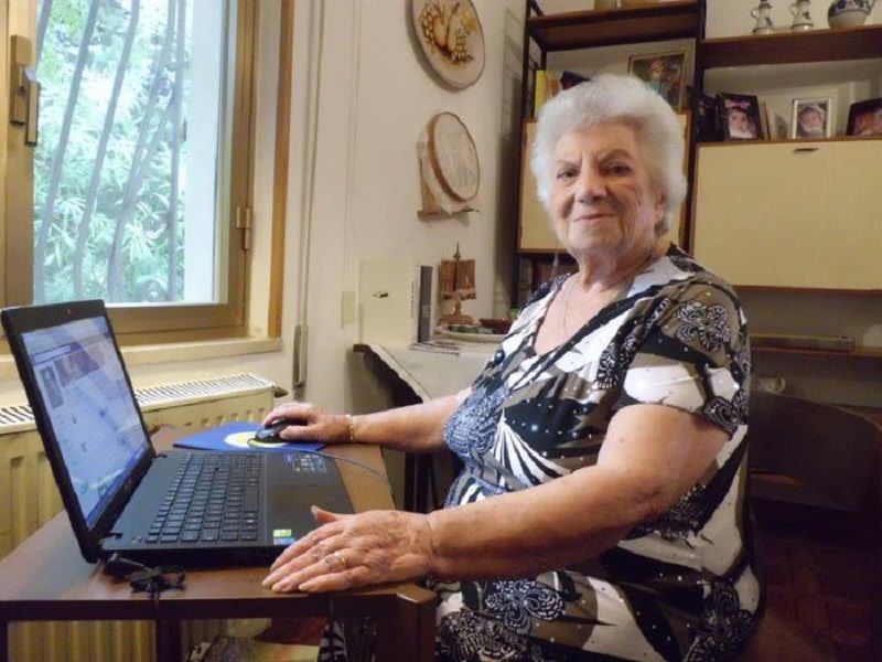 “Ho scoperto Facebook a 98 anni, è meraviglioso”