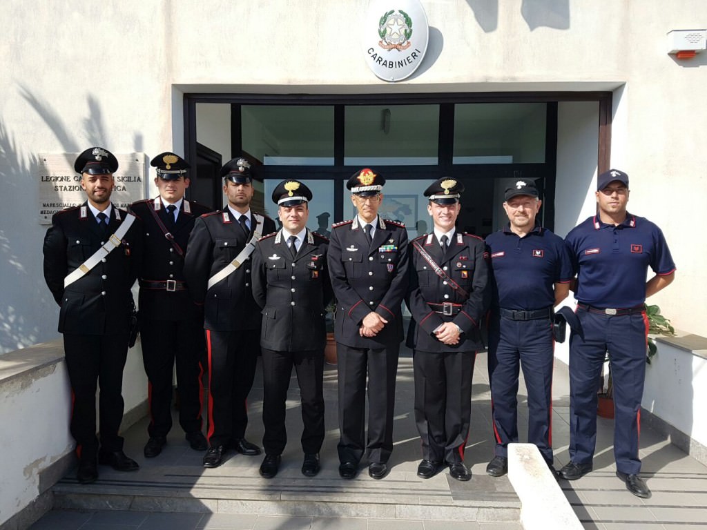 Comandante interregionale in visita ai carabinieri di Ustica