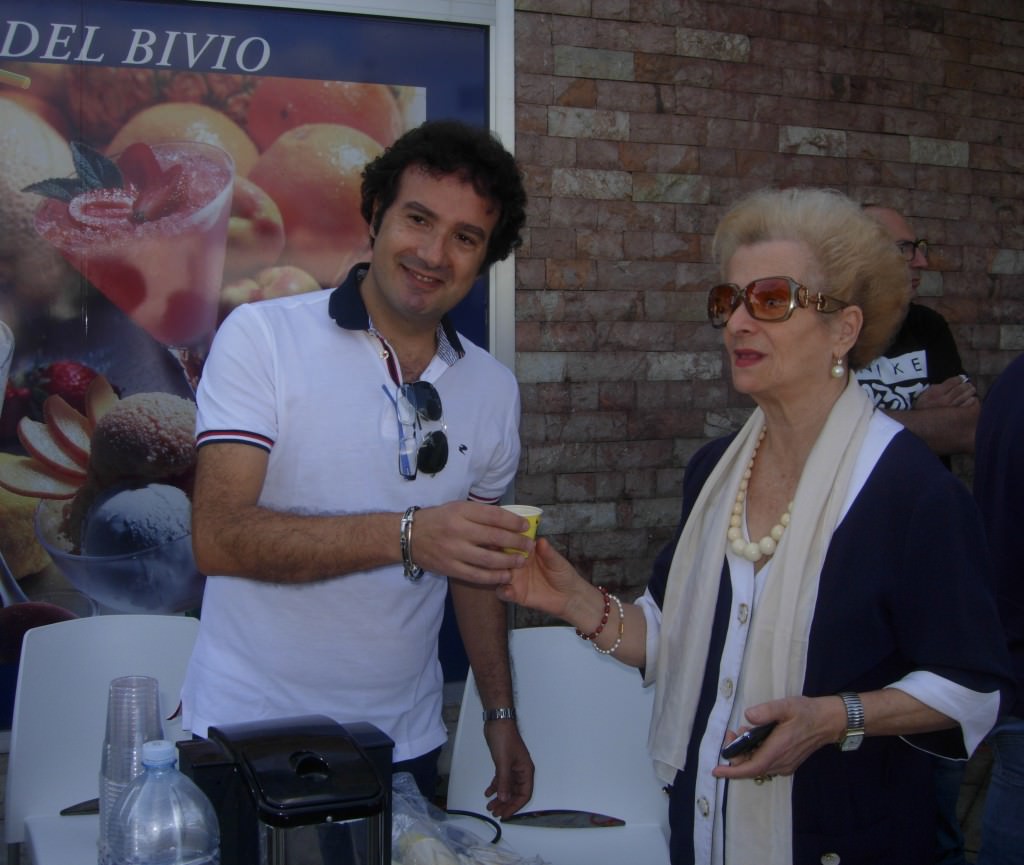 Palermo: riapre il Bar del Bivio. Il riscatto della famiglia Alaimo