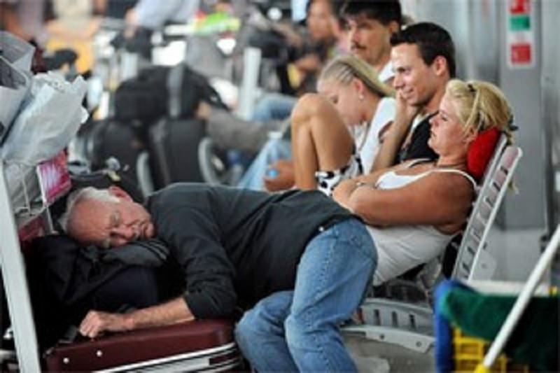 Aereo in ritardo o cancellato: obbligatorio il risarcimento del danno