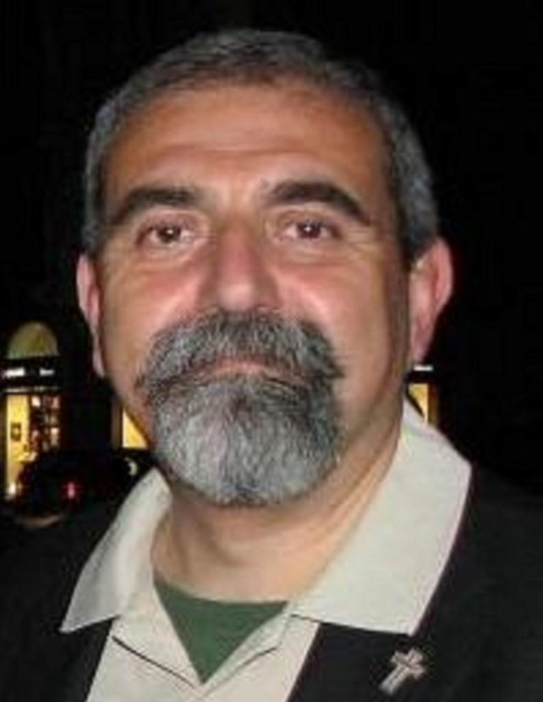 Il giallo sotto la Croce. Scoppia il caso della parrocchia del Villaggio S.Agata. Don Alfio Spampinato rinuncia alla guida