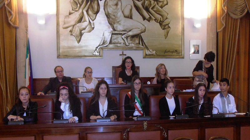 Catania: lezioni di democrazia al Comune per formare i futuri cittadini