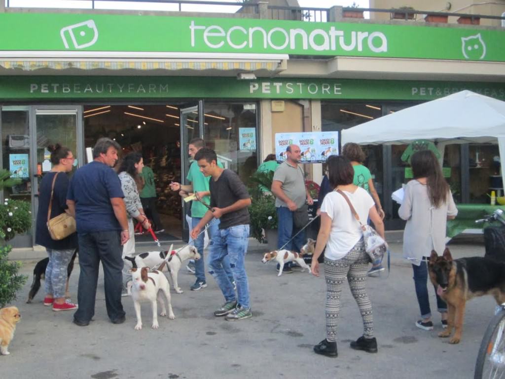 Doggy Hour a Modica: felici i cani, felici i padroni