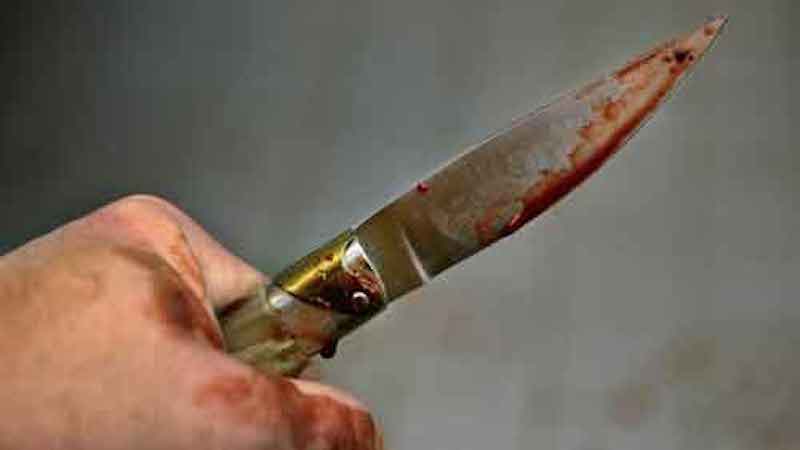 Notte di sangue in Sicilia, trancia i tendini del braccio di un familiare con un coltello: arrestato arrotino