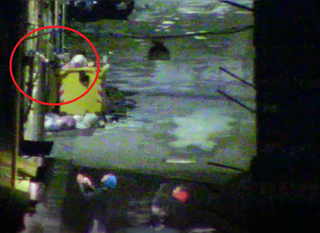 Spacciavano con la tecnica del “lancio”. Il VIDEO che inchioda i pusher di San Cristoforo