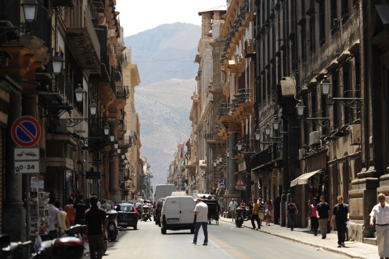 Trovato un cadavere in una palazzina in centro a Palermo