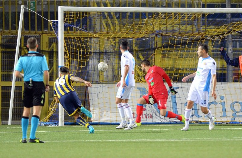 Catania, domani si va nella tana del lupo: punti forti e deboli della Juve Stabia