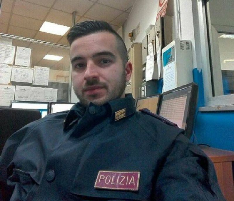 È già un eroe sui social il poliziotto che ha ucciso il killer di Berlino: chi è Luca Scatà