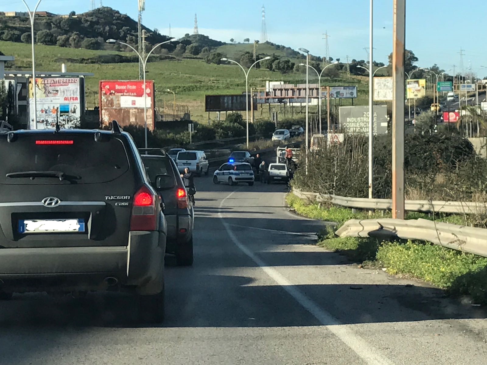 Scontro tra mezzi a due ruote all’altezza di Misterbianco: diversi feriti e traffico bloccato