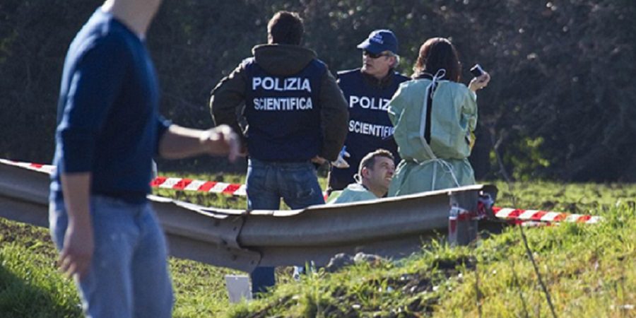 Catania, possibili novità sul cadavere trovato alla Scogliera: la vittima sarebbe una donna, ipotesi suicidio