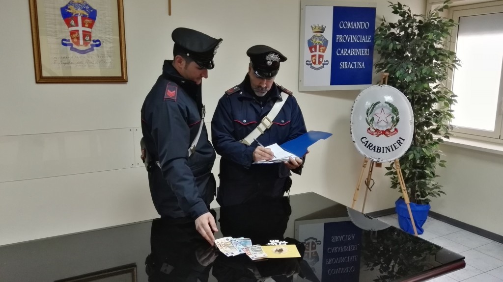 Siracusa, spacciano alla “Tonnara”: tre arresti