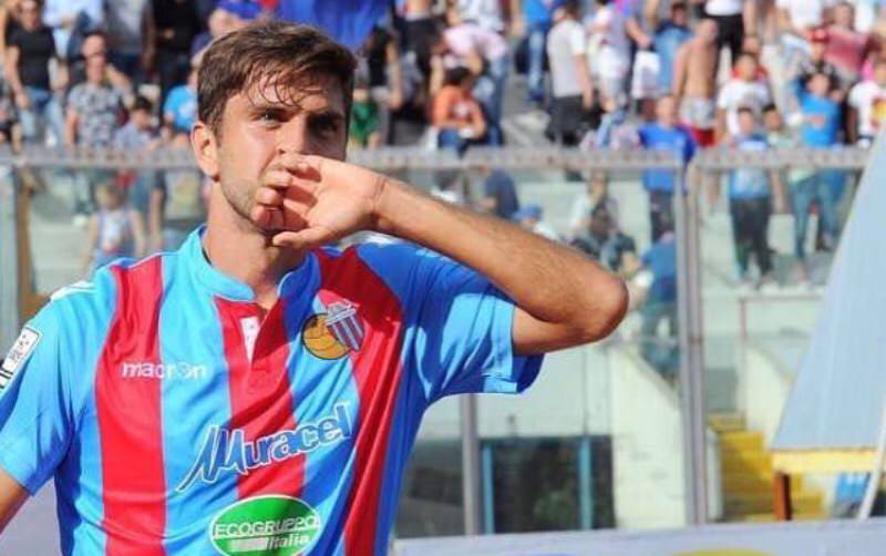 Calil saluta Catania: “Chiedo scusa per i pochi goal. Lascio da uomo”