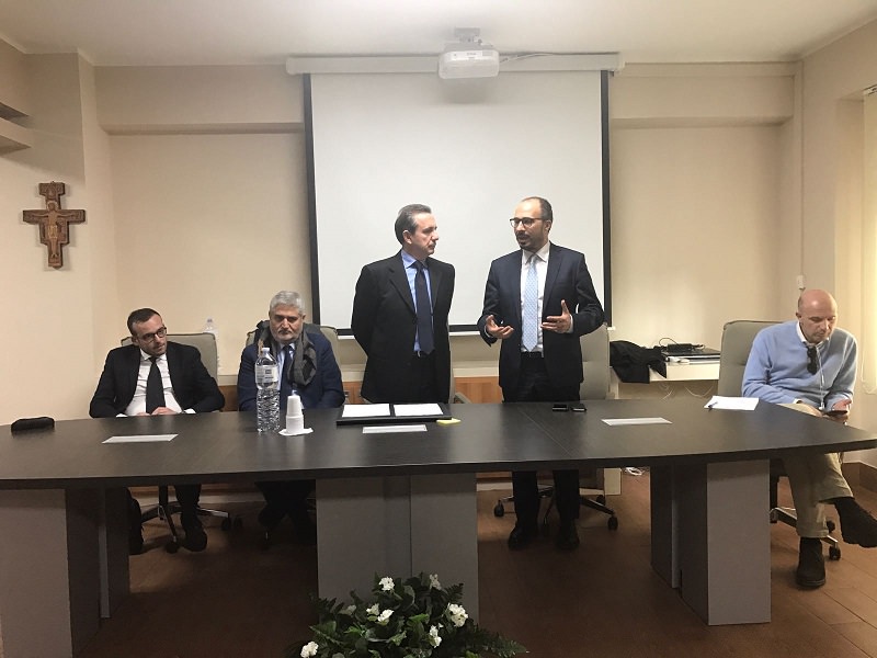 “Tutelare operatori sanitari”: Faraone in visita all’Ordine dei Medici di Caltanissetta “Tutelare operatori sanitari”: Faraone in visita all’Ordine dei Medici di Caltanissetta