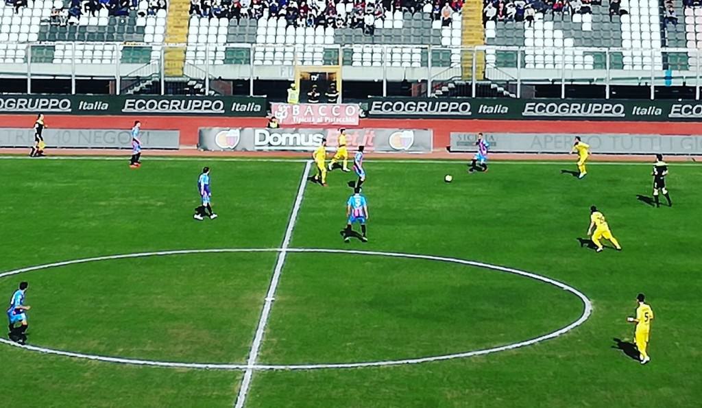 Catania-Taranto 0-0, top e flop: gara povera di emozioni, prova generosa di tutti