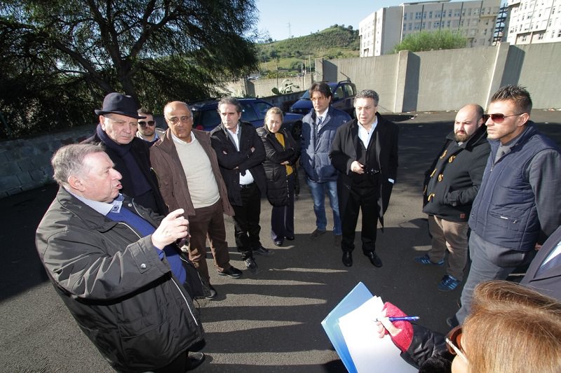 Commissione viabilità e assessore Bosco: meeting per passaggio pedonale tra ospedale Garibaldi e Nesima Commissione viabilità e assessore Bosco: meeting per passaggio pedonale tra ospedale Garibaldi e Nesima
