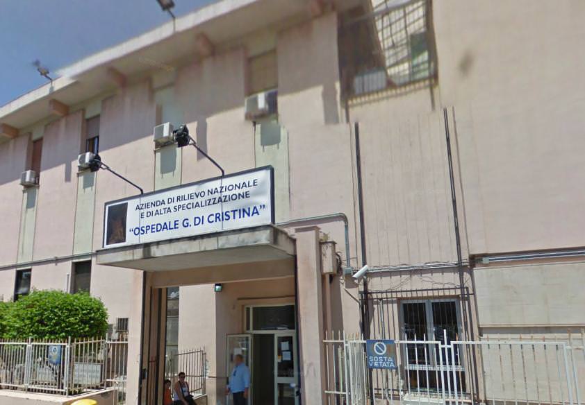 Palermo, bimba di 3 anni travolta da un’auto guidata da un giovane: mezzo sequestrato