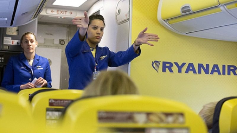 Ryanair: liberi 3.500 posti, colloqui anche a Catania e Palermo