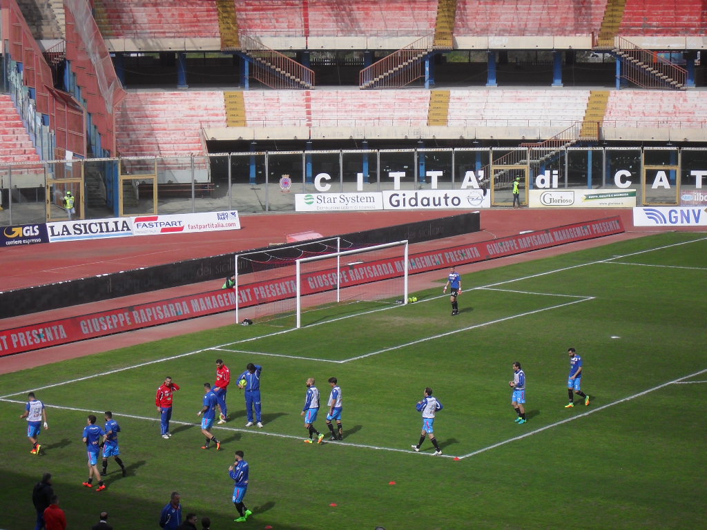 Catania 0-2 Melfi, applausi per i lucani e fischi per gli etnei. Clamoroso al “Massimino”